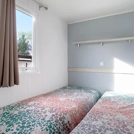 T2 I - 15 Min From Nazare Chalé