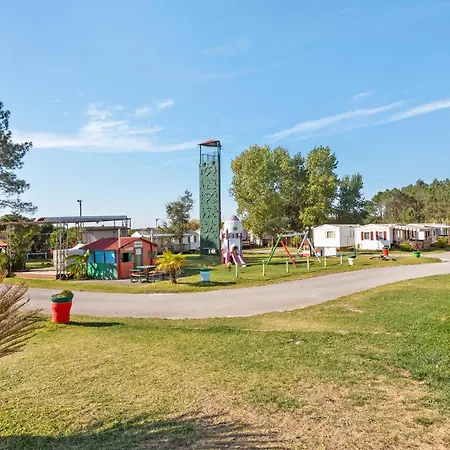 T2 I - 15 Min From Nazare Chalé *