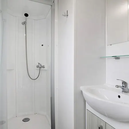 T2 I - 15 Min From Nazare Шале *