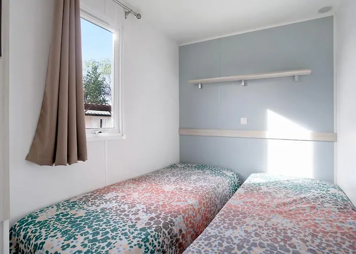 T2 I - 15 Min From Nazare Chalé